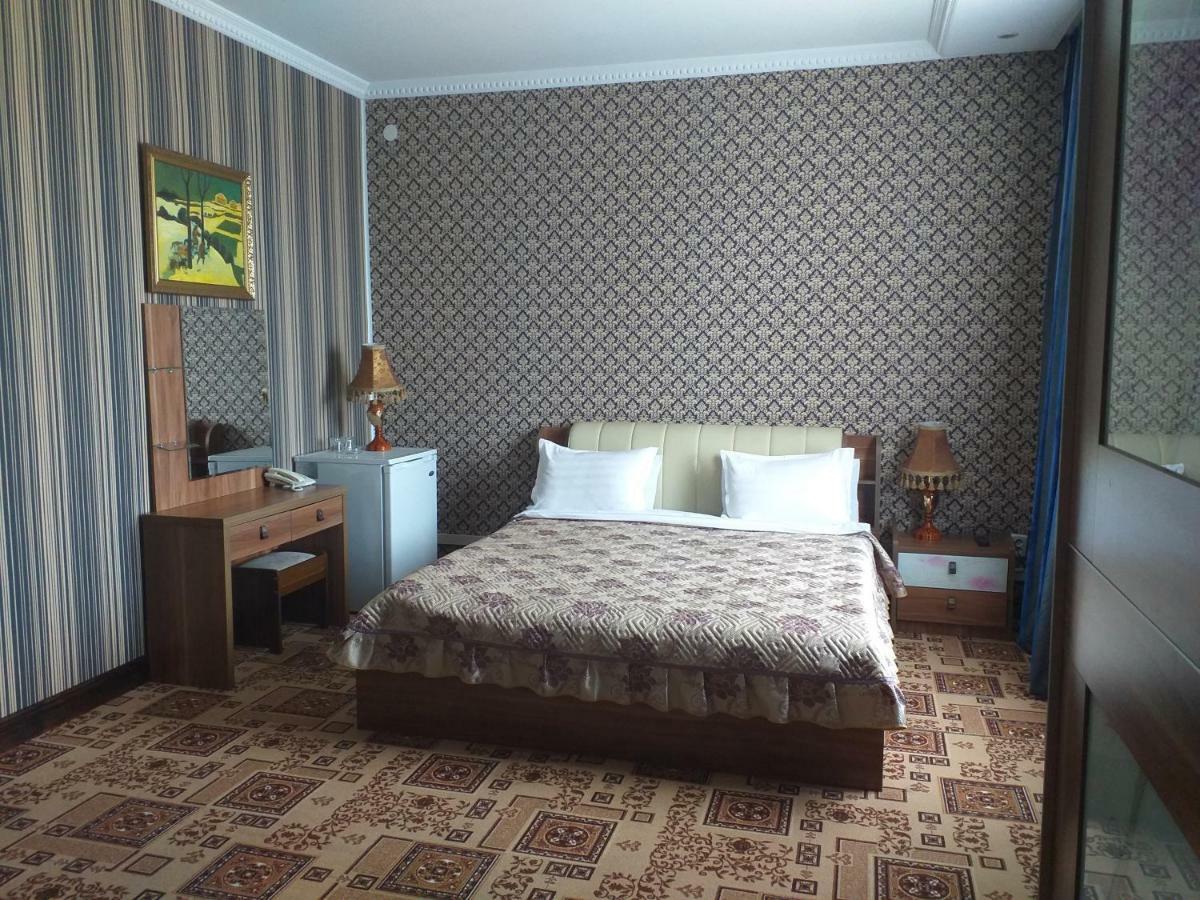 Seoul Hotel Shymkent Esterno foto